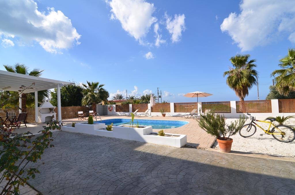 Sea Breeze Villas Argaka Pokoj fotografie